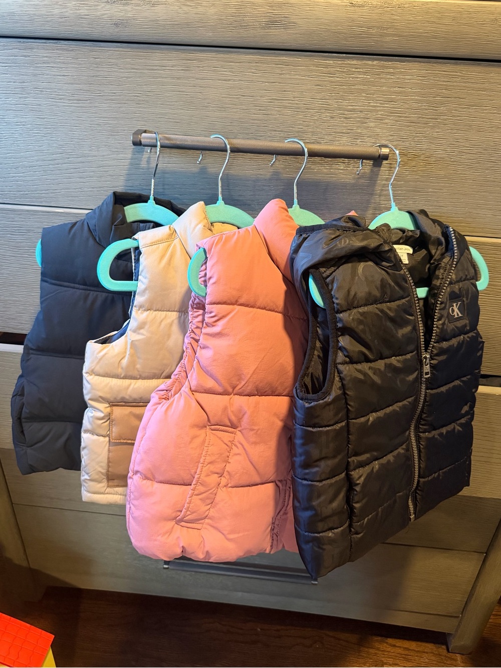 Lot of Toddler Vests Zara, Old Navy, Calvin Klein Size 18-24 Months to 3/4 T
